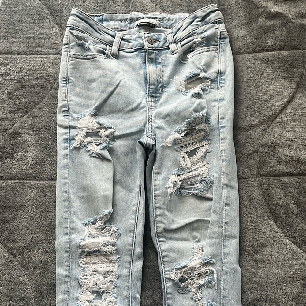 Size 4 American Eagle skinny jeans